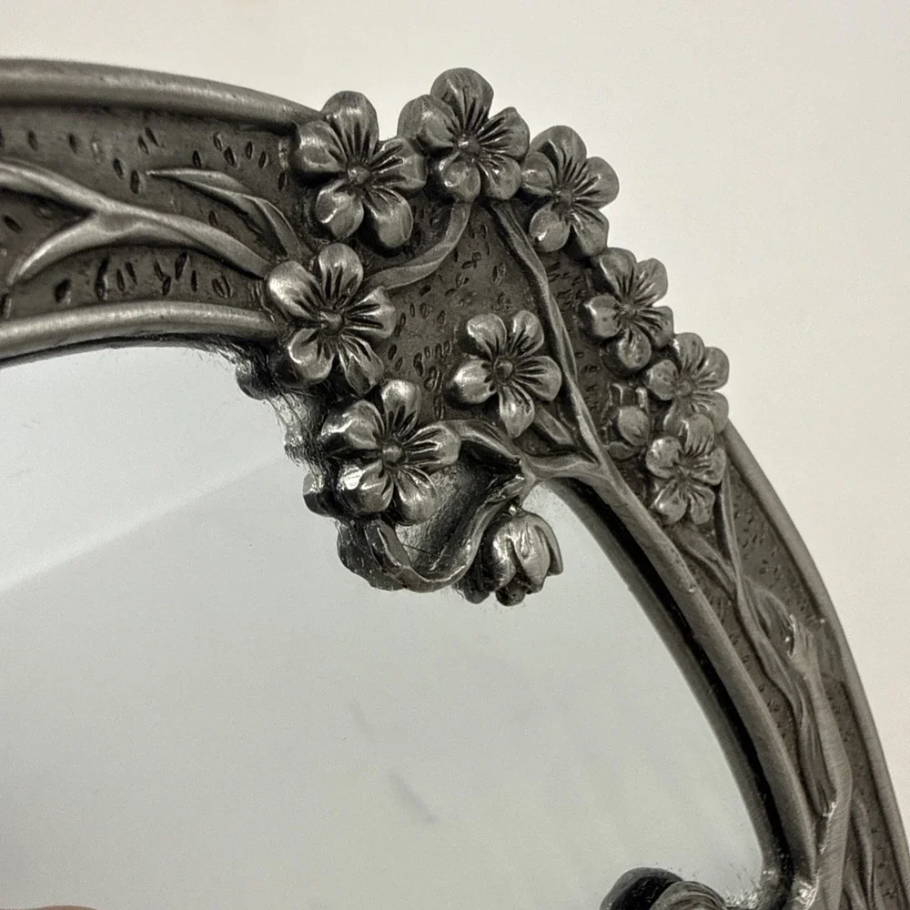 VTG LADY IN THE LAKE FRAME BRASS 10